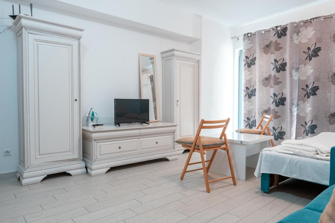 Bright Apartments Mamaia Nord Luaran gambar