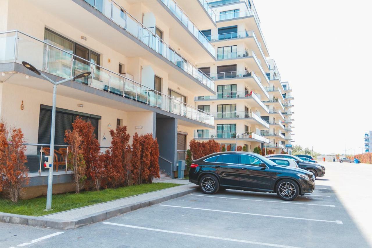Bright Apartments Mamaia Nord Luaran gambar